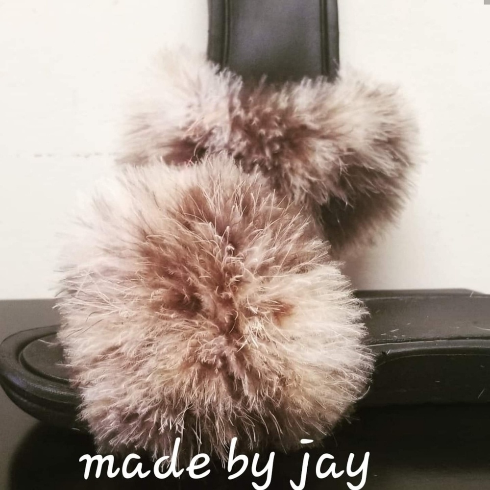 Furry feather slides